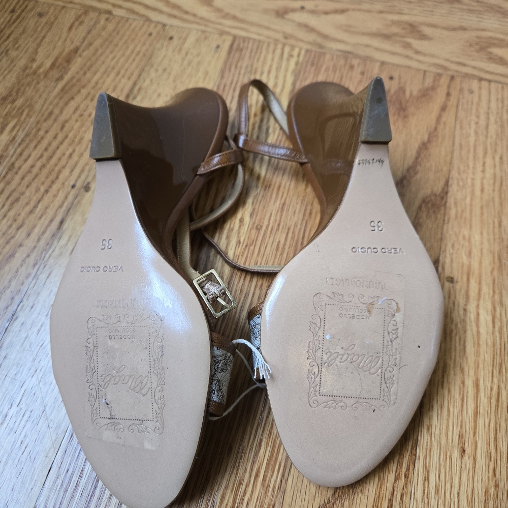 NIB Bruno Magli Women's Brown and Cream Sandals - Picture 8 of 11